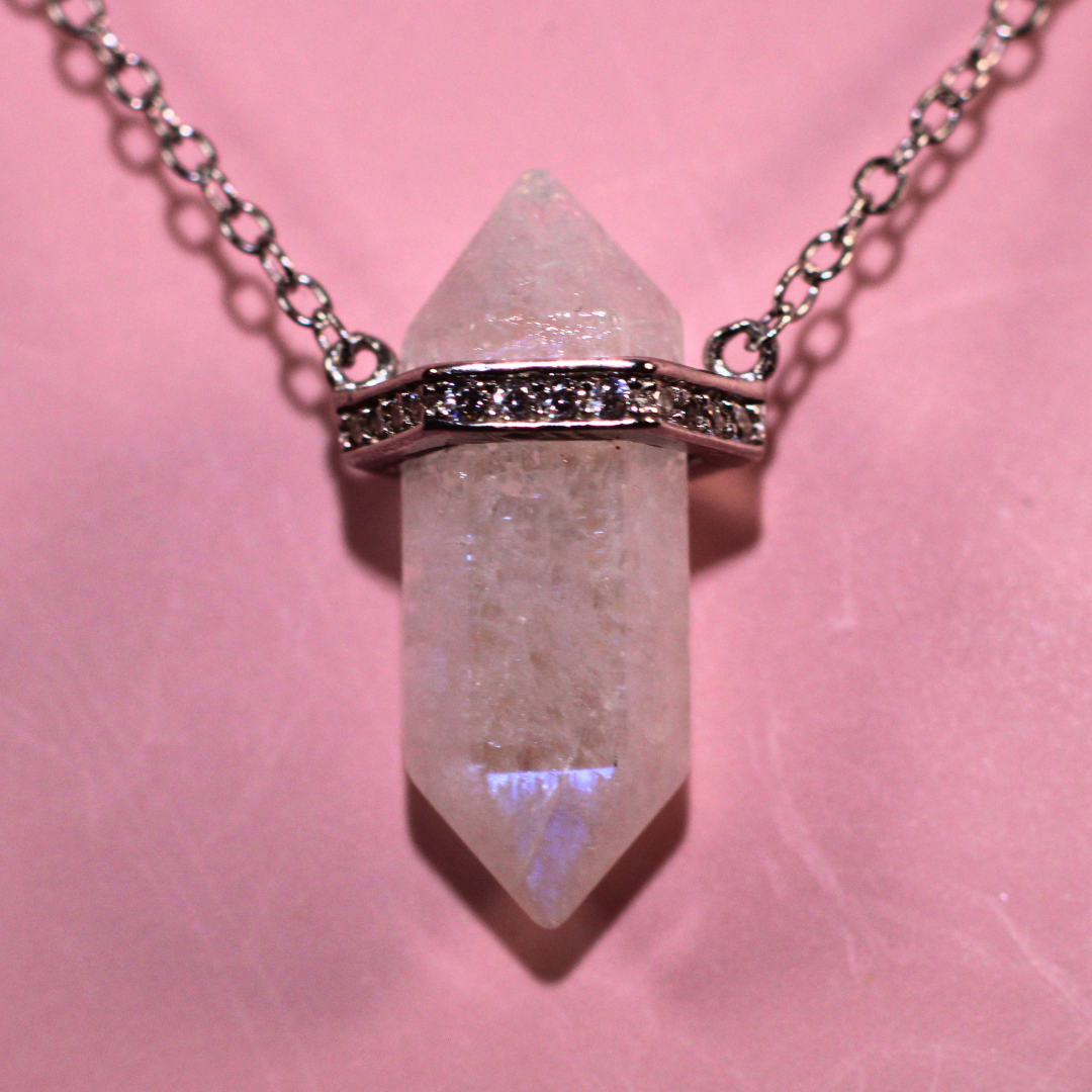 Free Spirit Moonstone Point Necklace