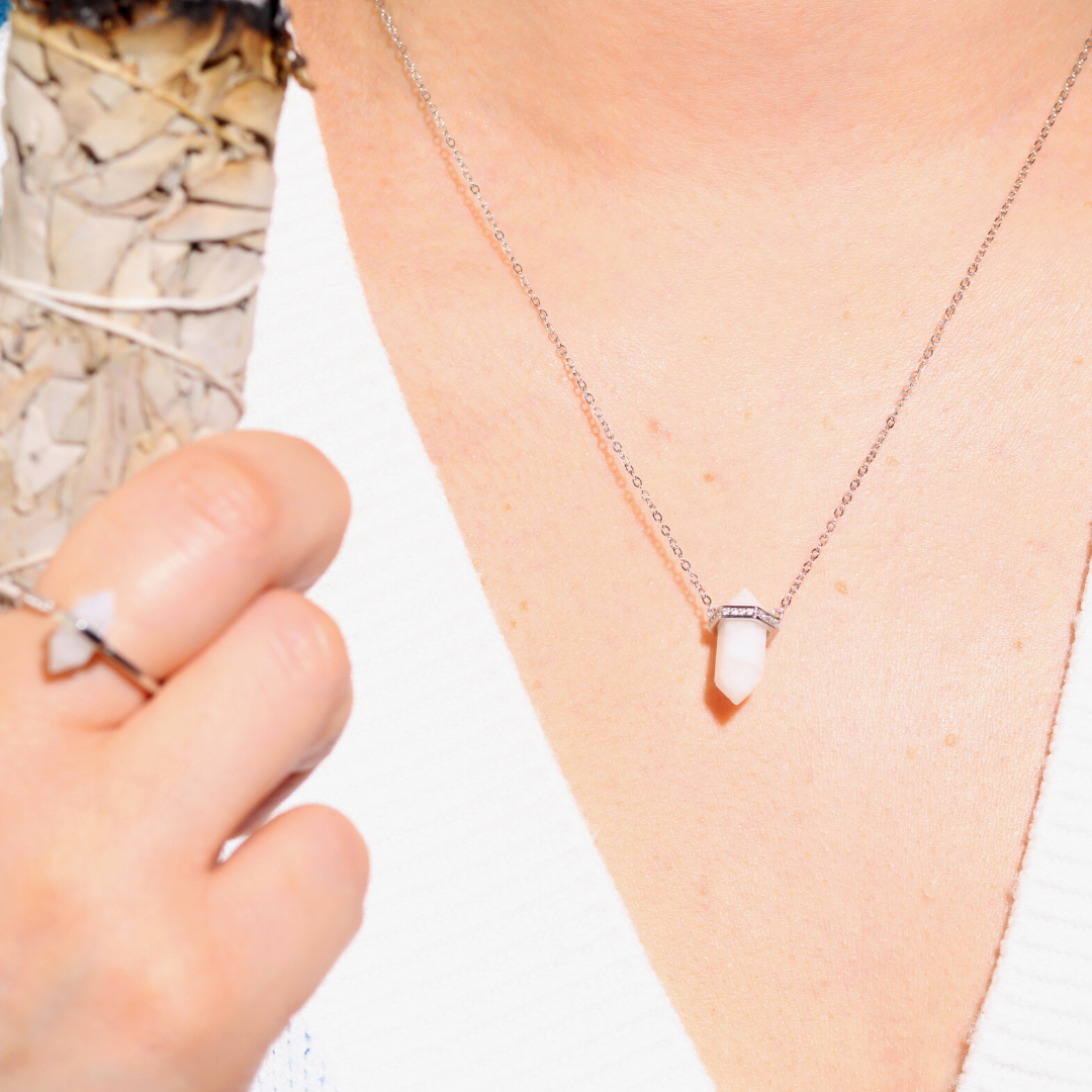 Free Spirit Moonstone Point Necklace