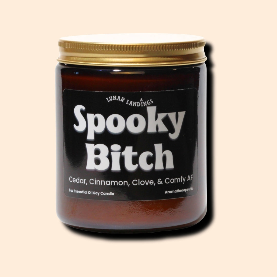 Essential Oil Candle: Cedar, Cinnamon, & Clove